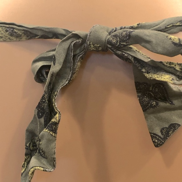 Free People black & green cold shoulder floral top - Picture 10 of 15